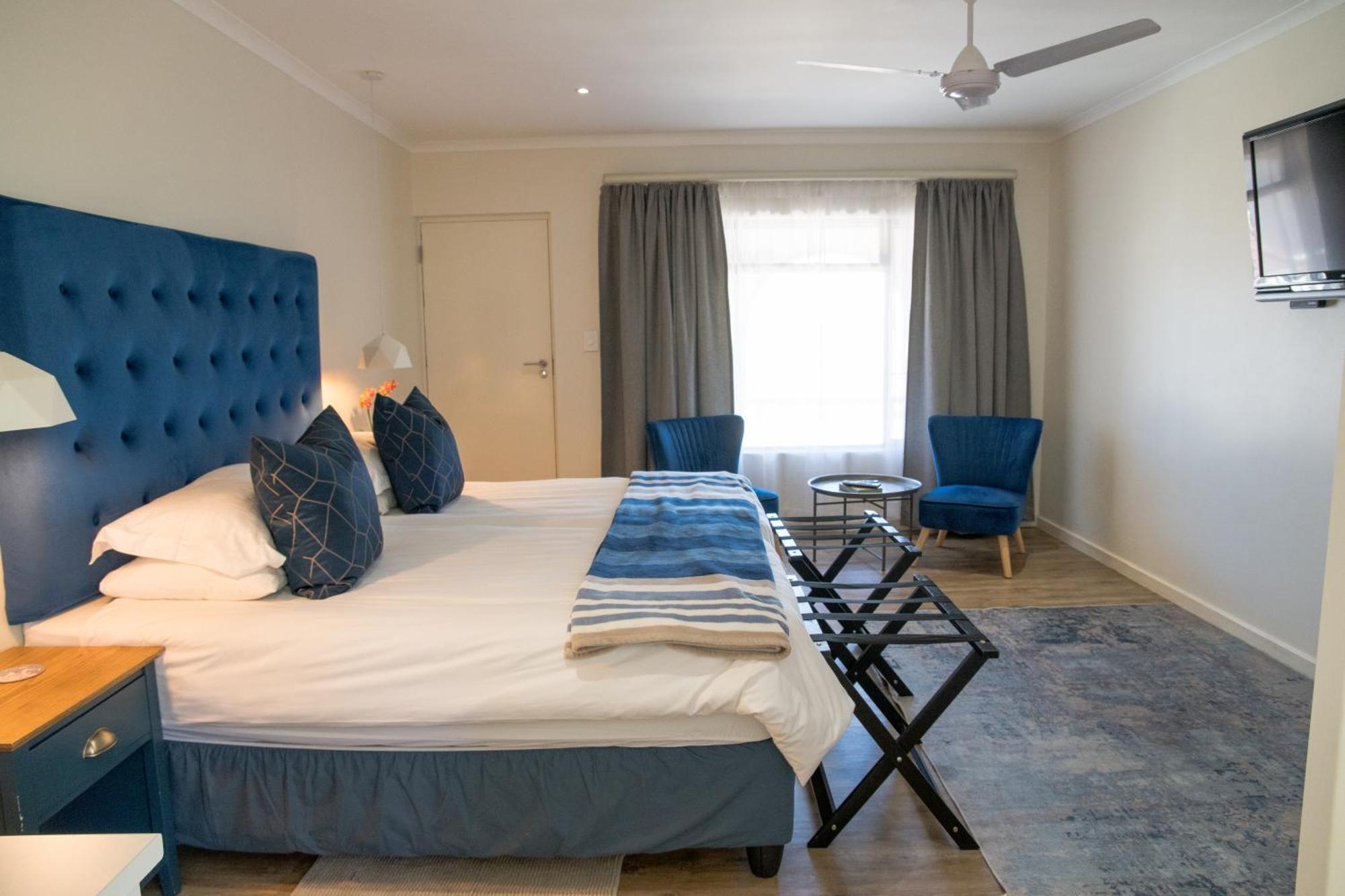 Penguino Guesthouse Hermanus Exterior foto